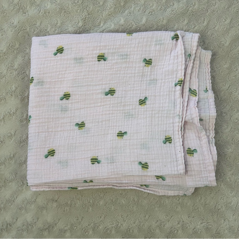 Cloud Island Pink Bumblebee Baby Swaddle Blanket Yellow Bee Muslin Cotton Lovey